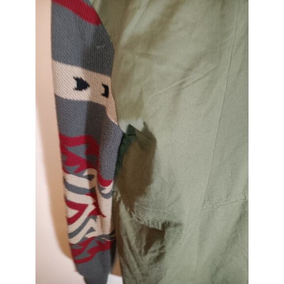 Thread & Supply hooded Jacket olive green utility Aztec knit size meduim - Picture 7 of 7